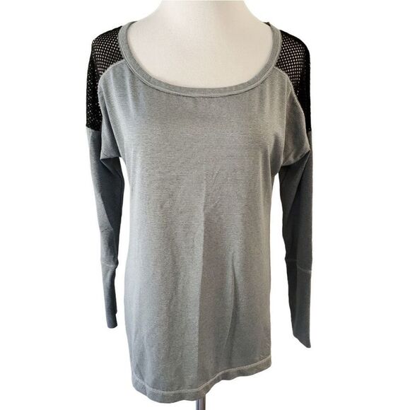 Z By Zella Long Sleeve Athletic Top
Mesh Striped Gray Black Small - Picture 1 of 5